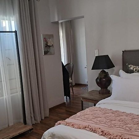 Art And Soul Restaurant, Accommodation, French Bar And Art Gallery Parys Εξωτερικό φωτογραφία