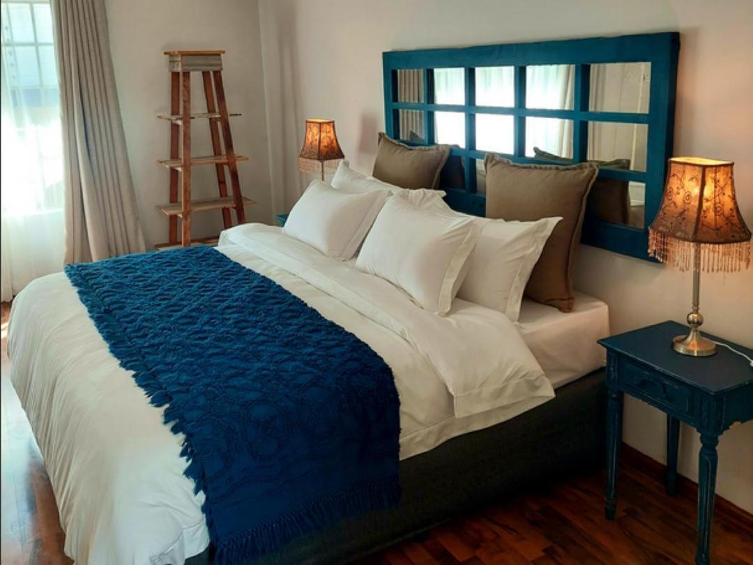 Art And Soul Restaurant, Accommodation, French Bar And Art Gallery Parys Δωμάτιο φωτογραφία