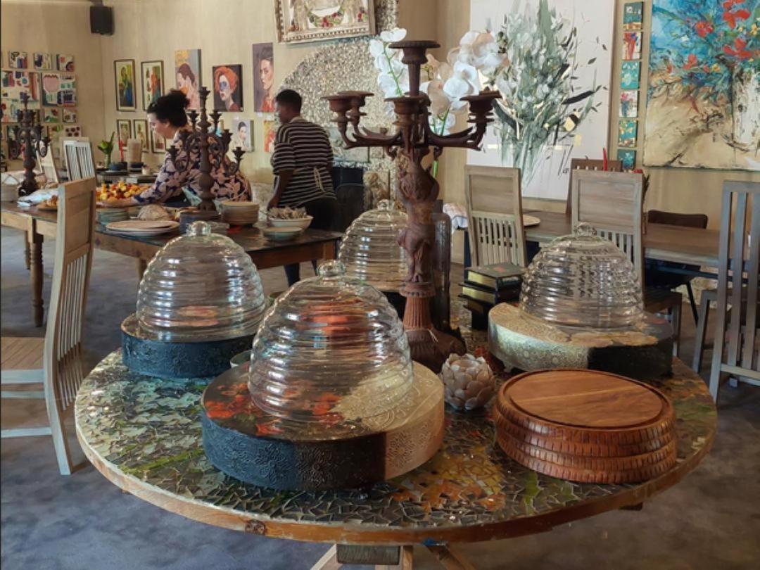 Art And Soul Restaurant, Accommodation, French Bar And Art Gallery Parys Εξωτερικό φωτογραφία