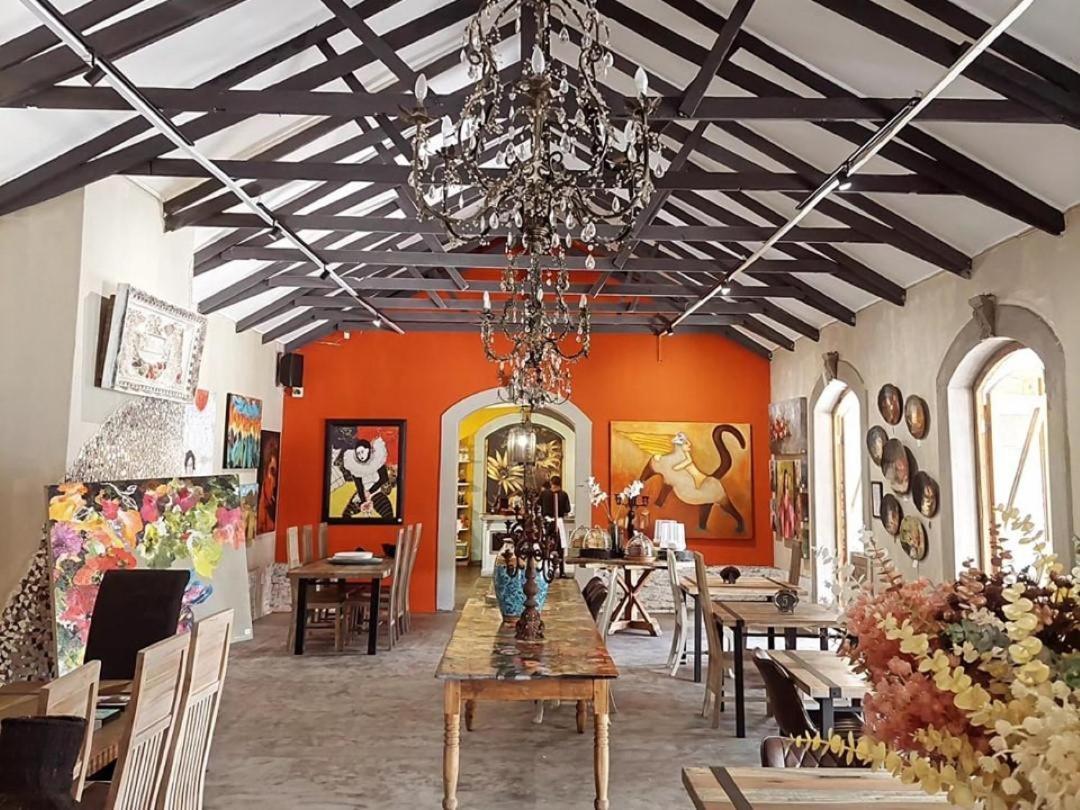 Art And Soul Restaurant, Accommodation, French Bar And Art Gallery Parys Εξωτερικό φωτογραφία